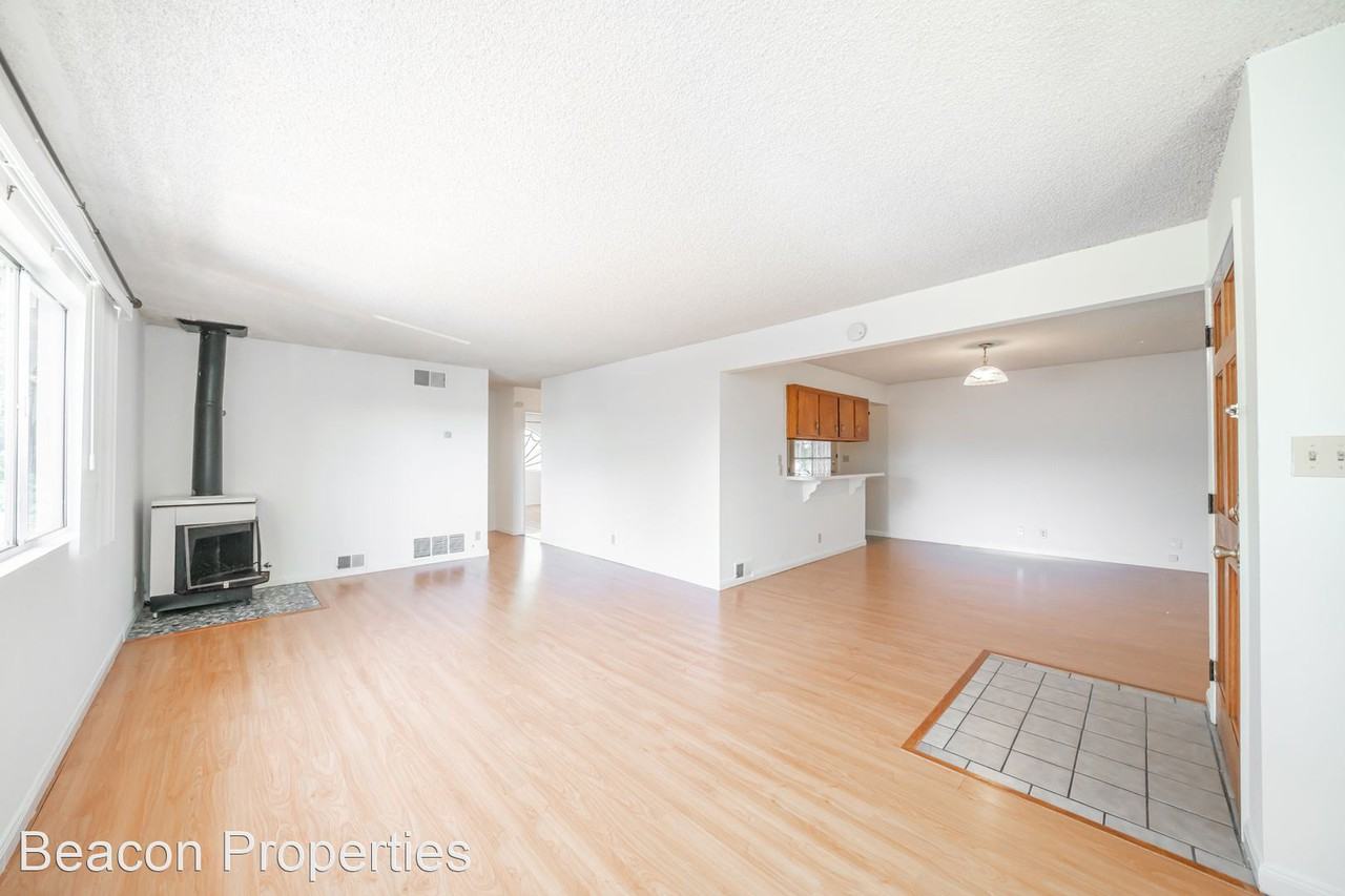 2729-2751 Humboldt Ave - Photo 2 of 18