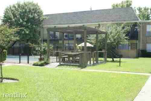 Challenger 7 Dr - Photo 2 of 11