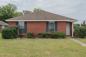 featured image of 6000 Aldersbrook Ct