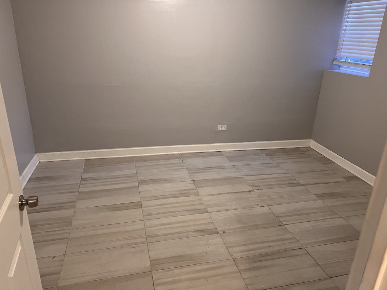 22 South Seeley Avenue #G - Photo 3 of 7