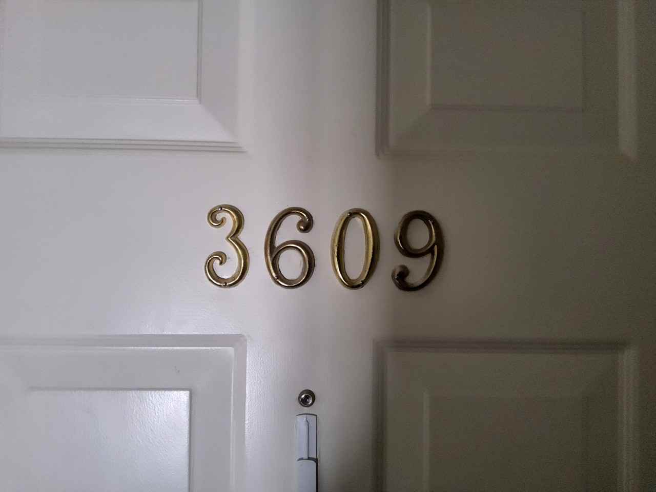 3609 Eastview Ln - Photo 3 of 21