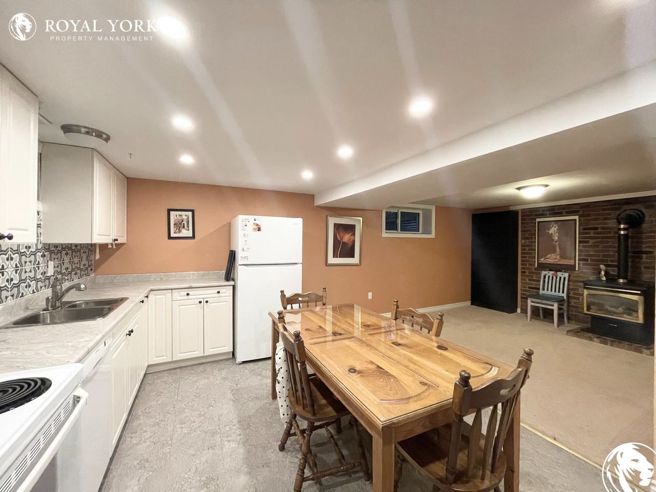 416 George St #2 - Photo 3 of 21