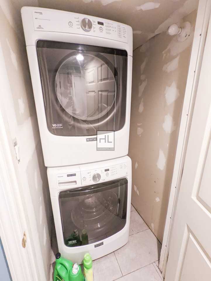 31-46 71st Street 1 - Photo 3 of 8