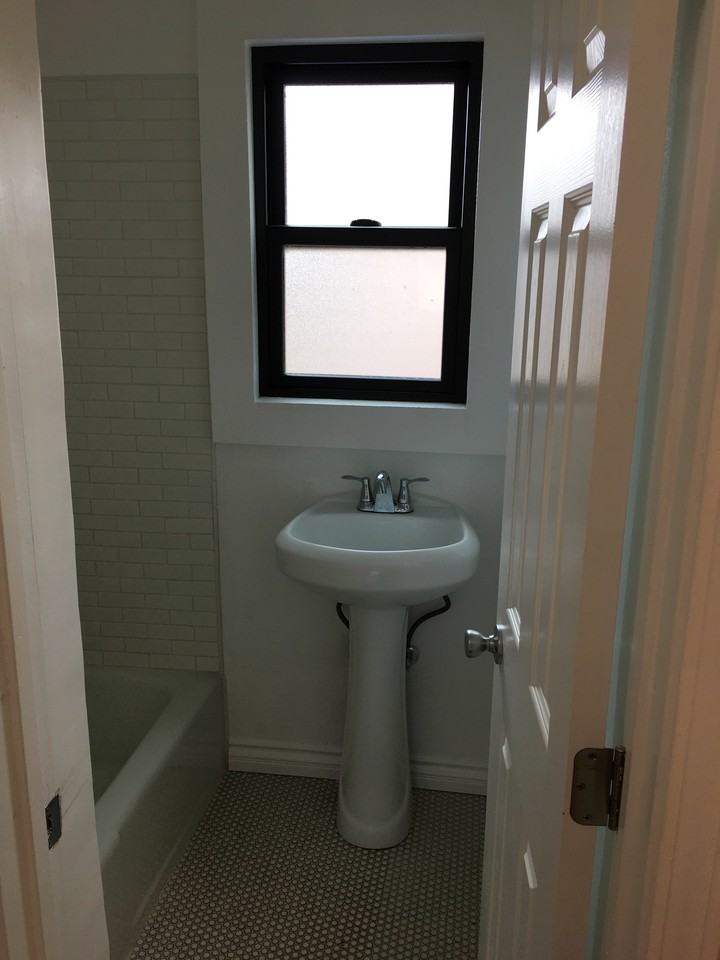 1990 Ocean View Boulevard - Photo 3 of 7