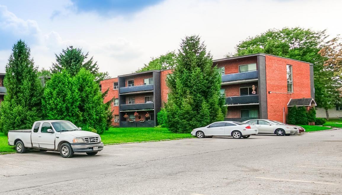 Bellwood Terrace - Photo 2 of 8