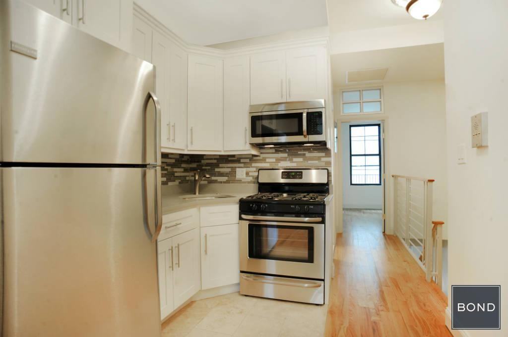 342 McGuinness Blvd #3 - Photo 2 of 5