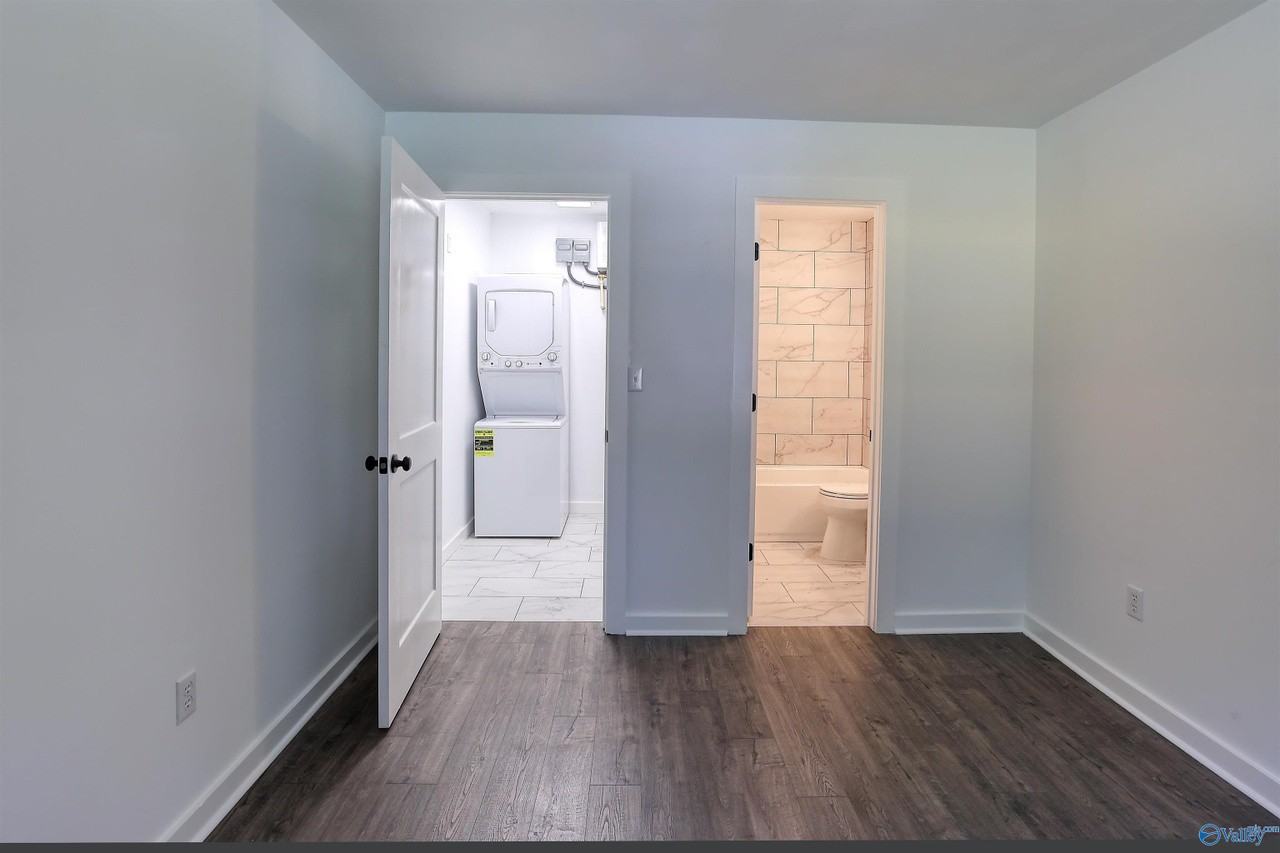 2903 Elmore Rd Sw #A - Photo 5 of 10