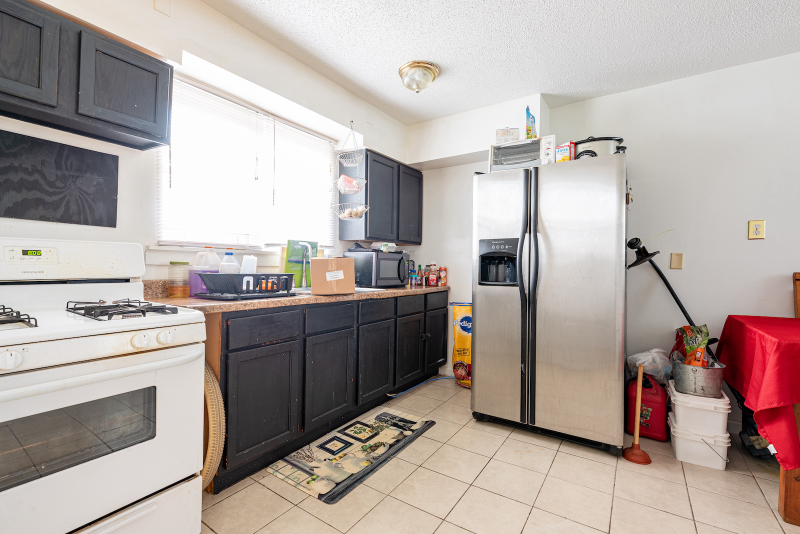 2400 Annette St - Photo 7 of 13