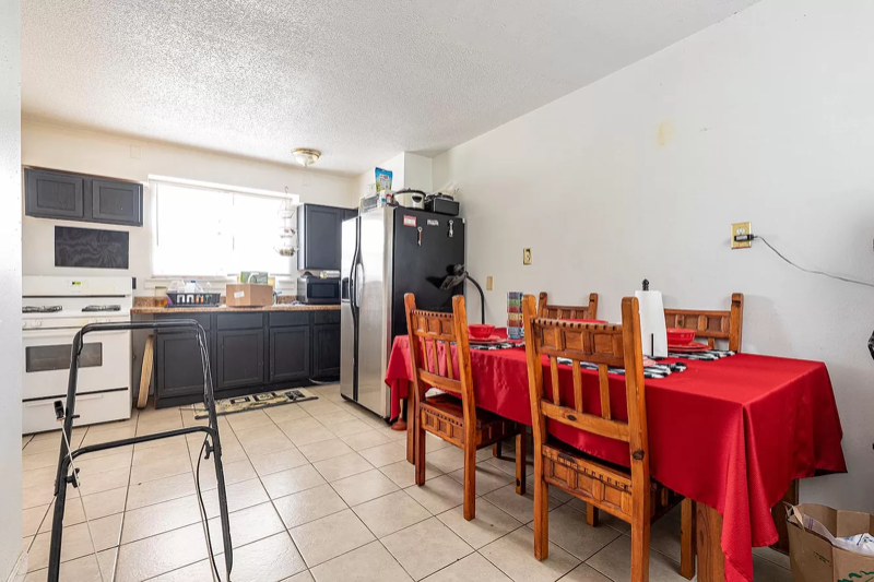 2400 Annette St - Photo 6 of 13