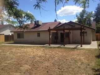 14570 W Stanislaus Ave - Photo 2 of 17