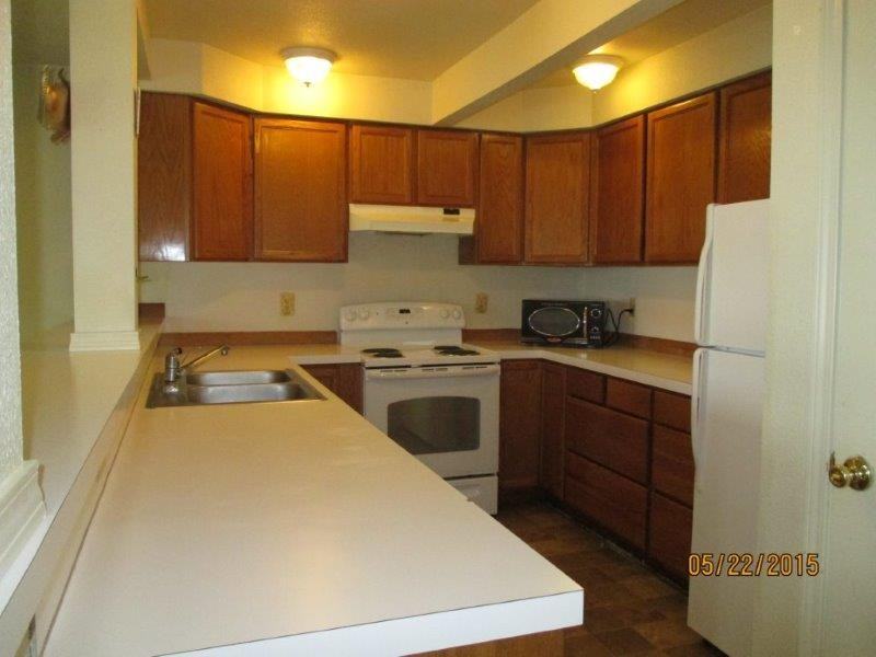 280 N Old Mill Hill Rd #B - Photo 3 of 6