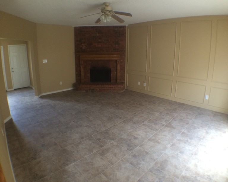 1441 Aldridge Dr - Photo 3 of 14