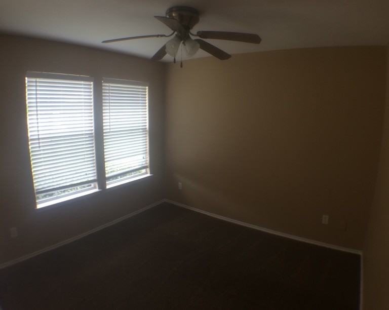 2938 Midbury Dr - Photo 3 of 13