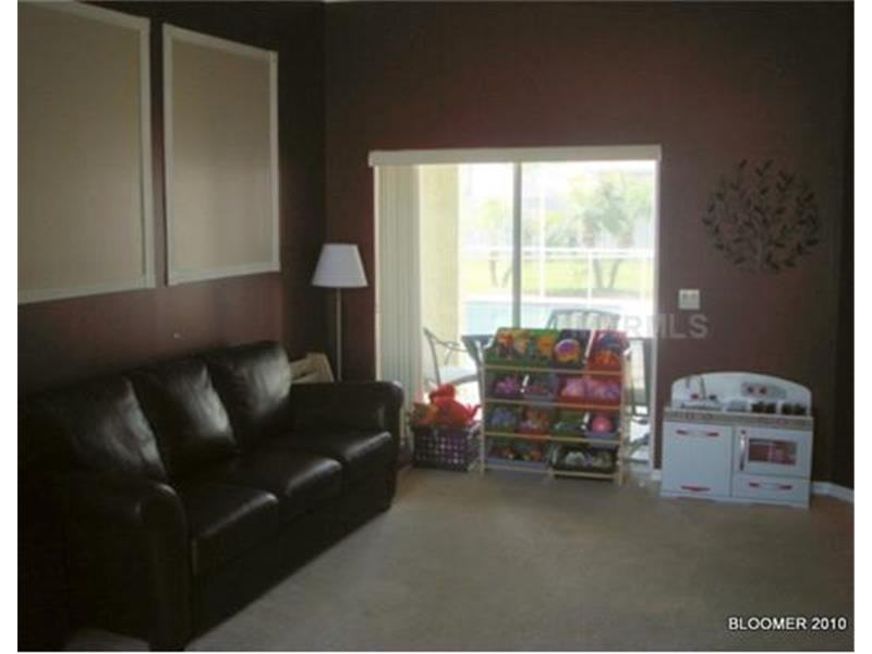 22737 Cliffside Way - Photo 3 of 12