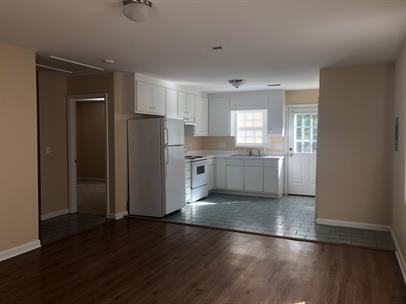 117 Old Barn Court - Photo 2 of 10