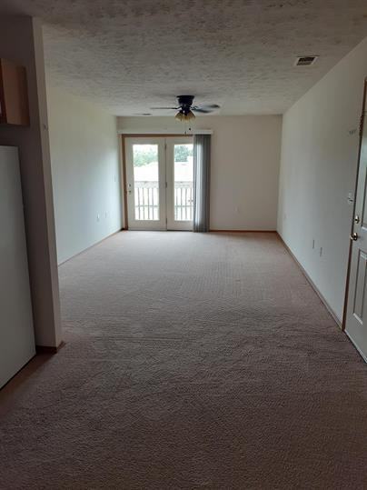 Eaglewood Apartments - Photo 3 of 4