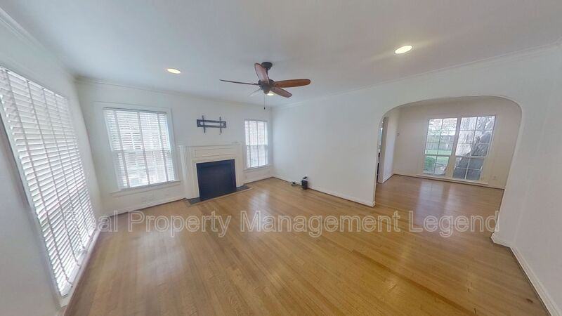 5739 Kenwood Ave - Photo 5 of 25