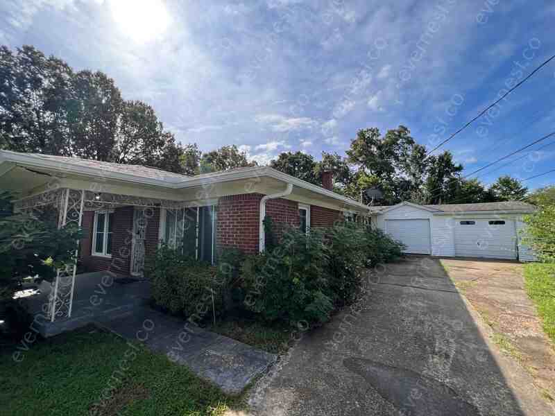 8641 Ellis Rd - Photo 2 of 17