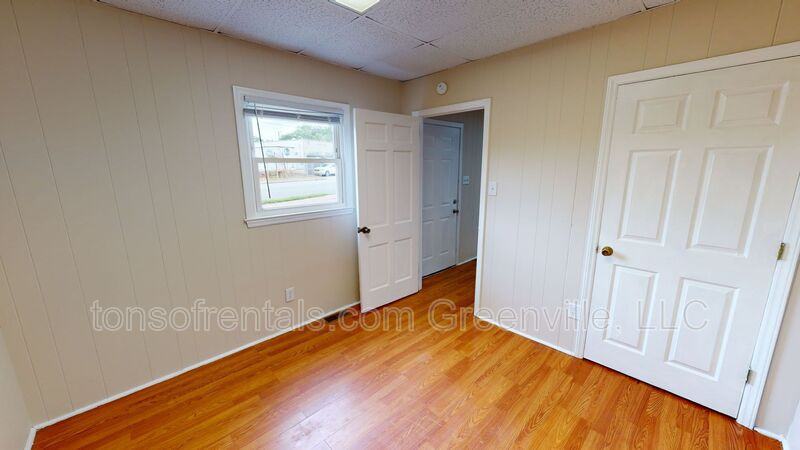 520 W Frederick St Apt C - Photo 6 of 10