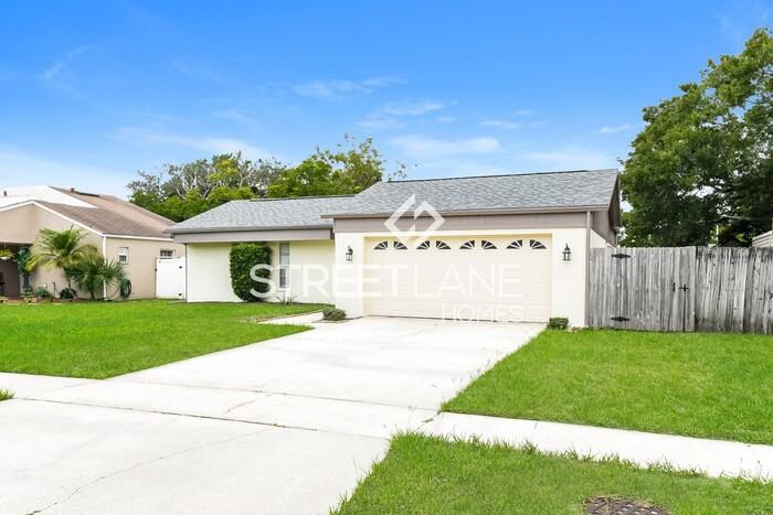 408 S Edgemon Ave - Photo 3 of 16