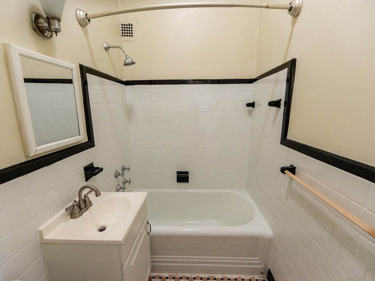 Princeton on Beacon Street - Photo 6 of 50