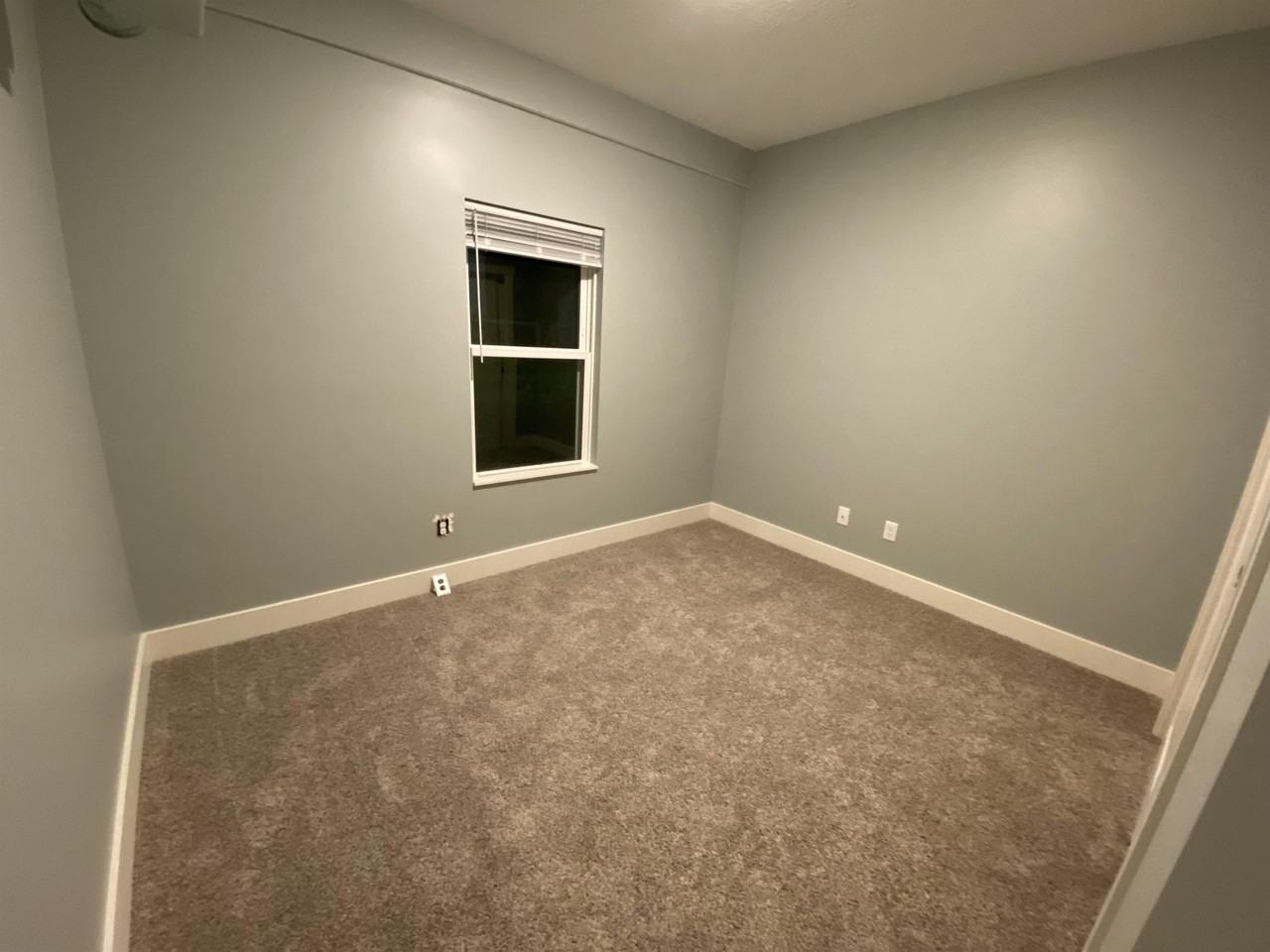 619 Emerald Ave Ne #1 - Photo 7 of 10
