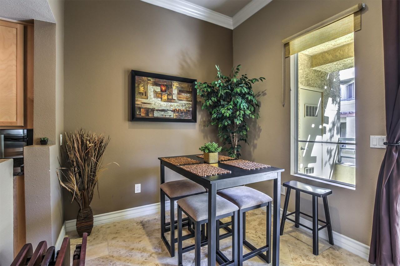 210 E Flamingo Rd #1