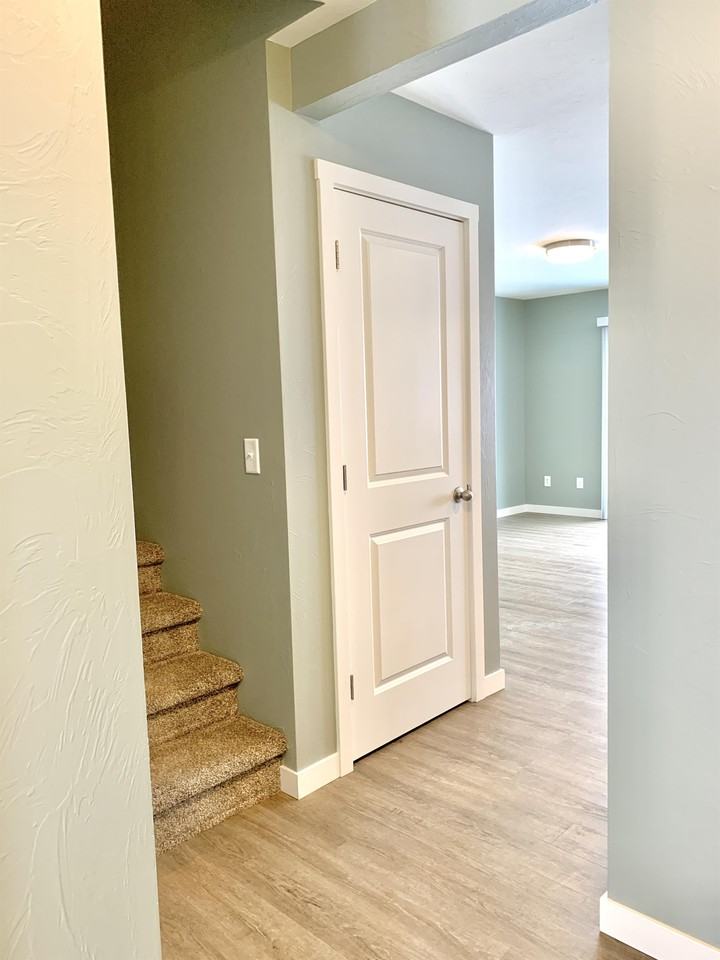 577 S Davis St #1 - Photo 7 of 36