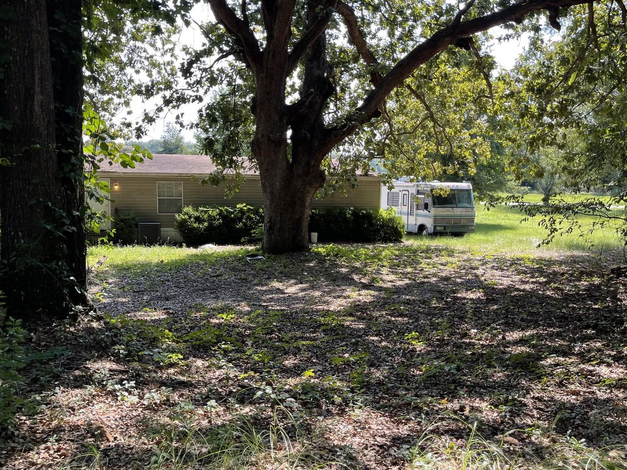 129 23rd Street #129 - Photo 6 of 8