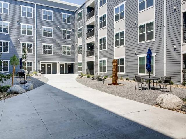 18493 E Elmendorf Dr - Photo 4 of 32