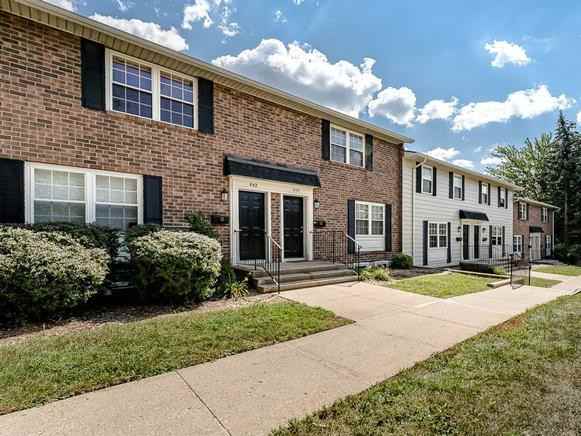 1836 Mason St Ne - Photo 2 of 10