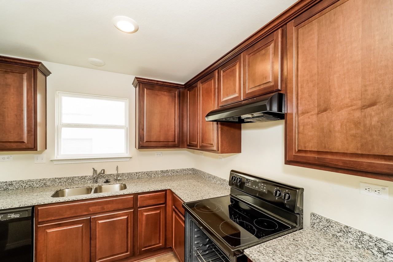 819 Retama Pass - Photo 5 of 15