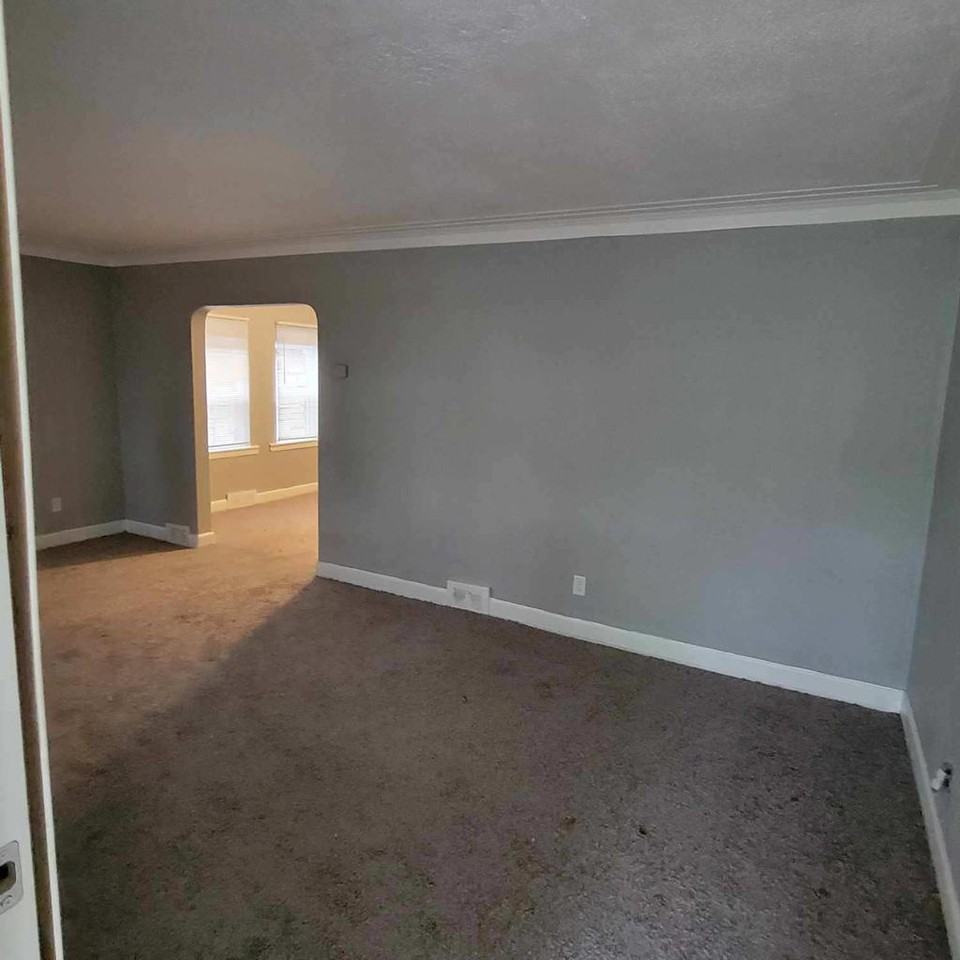 10040 Mansfield St #1 - Photo 3 of 13