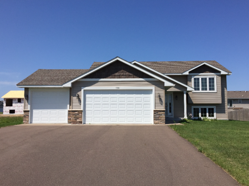 1061 Taft St S - Photo 2 of 13