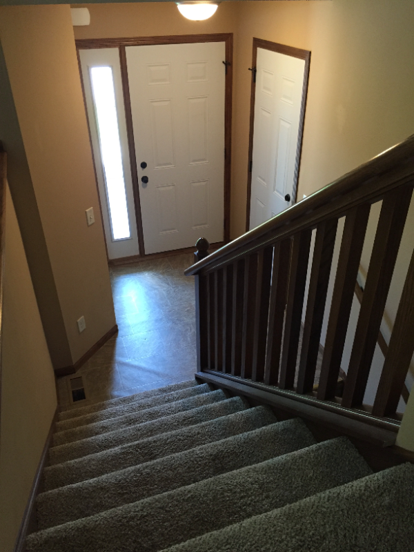 1061 Taft St S - Photo 3 of 13