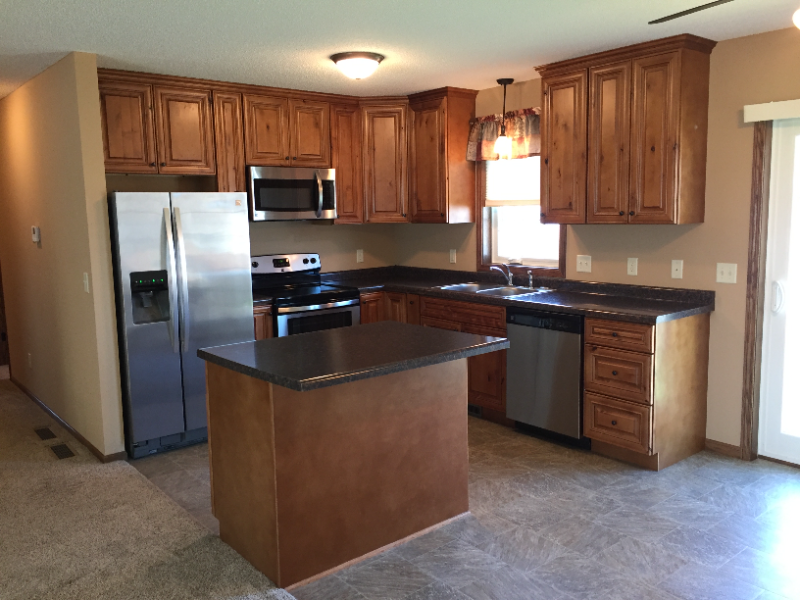 1061 Taft St S - Photo 4 of 13