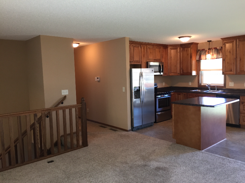 1061 Taft St S - Photo 5 of 13