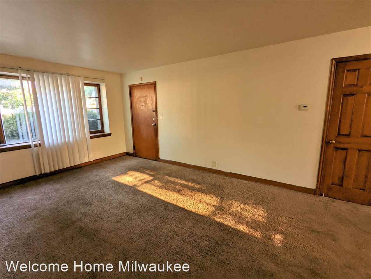 3525 N 60th St - Photo 3 of 11