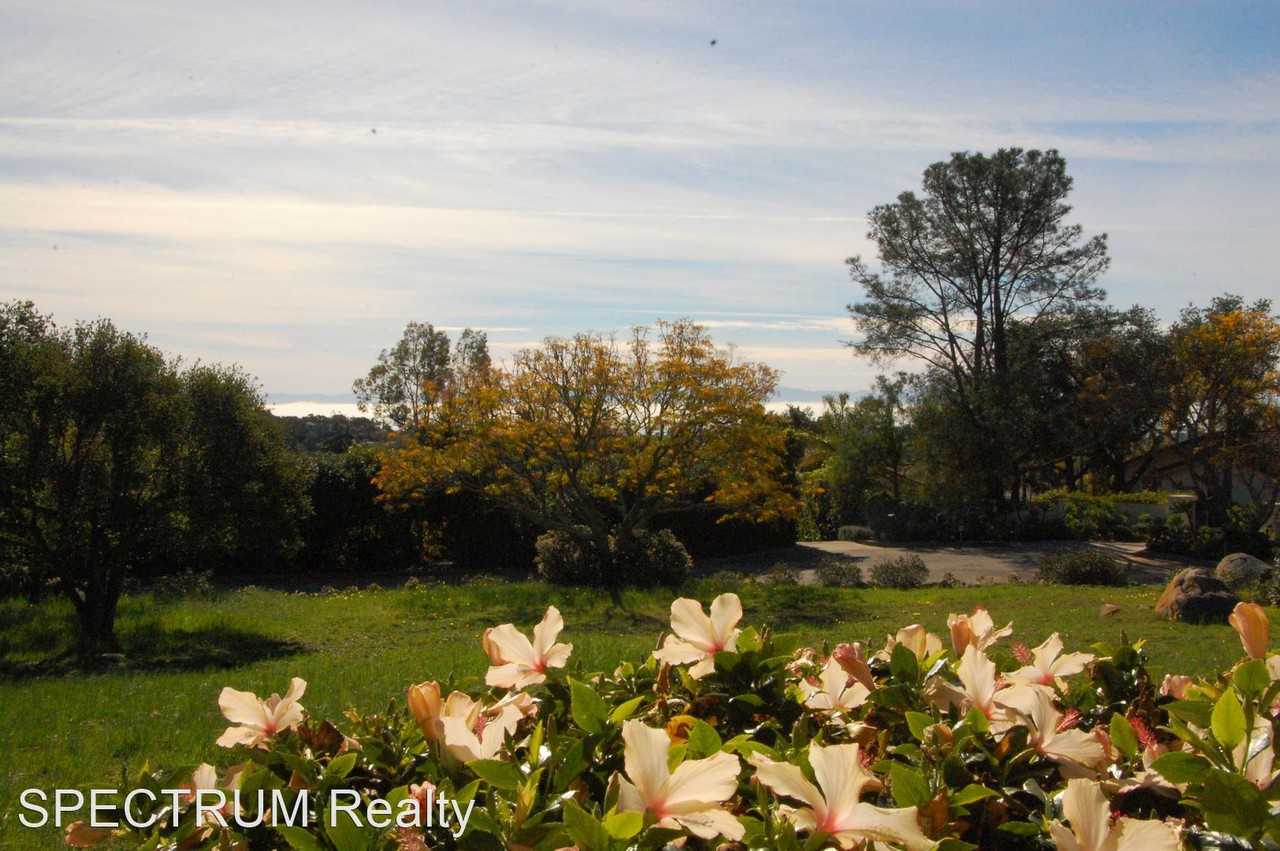 54 Tierra Cielo Ln - Photo 3 of 21