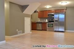 424 1st Ave S - Photo 3 of 7