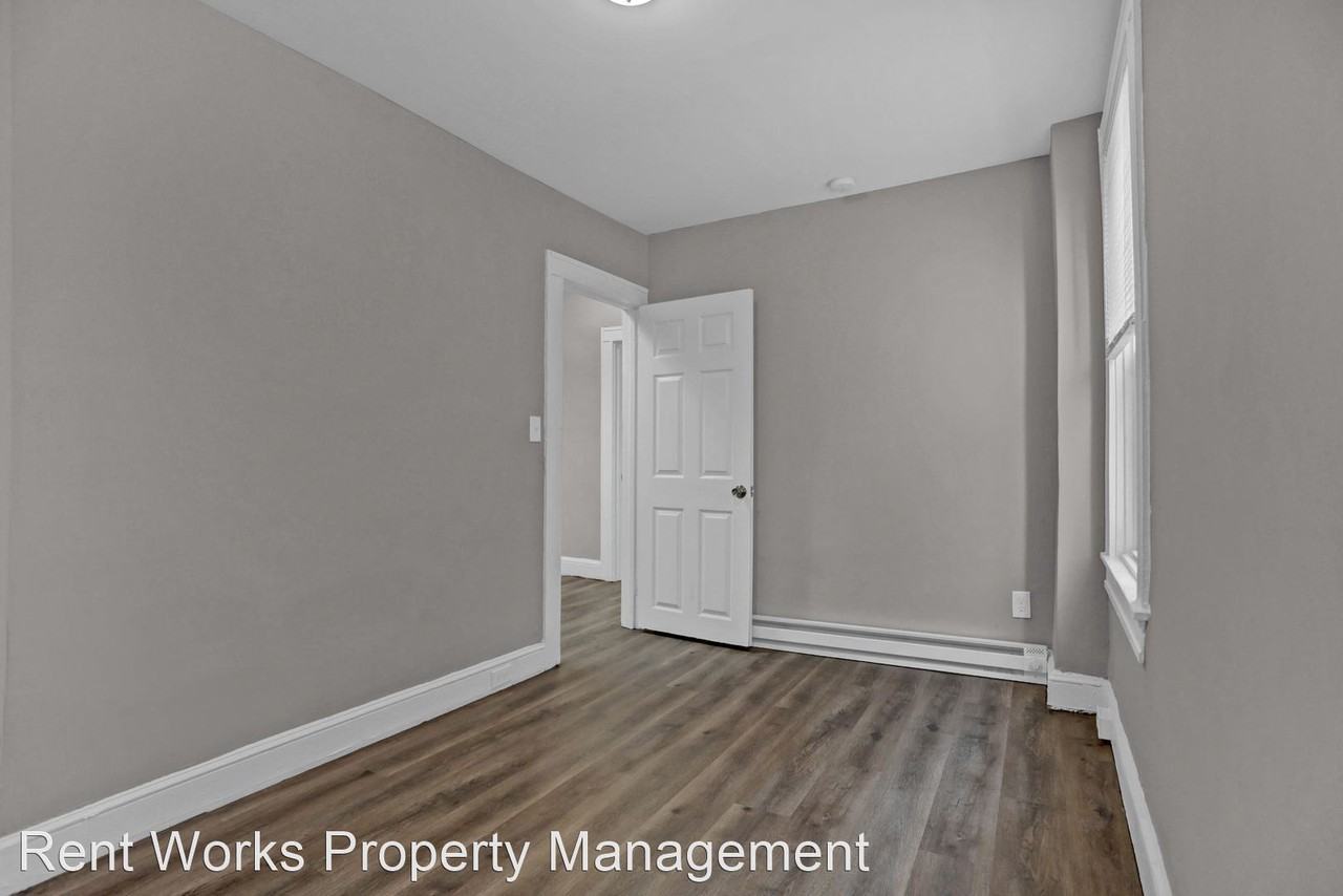 817 N Bentalou St - Photo 3 of 17