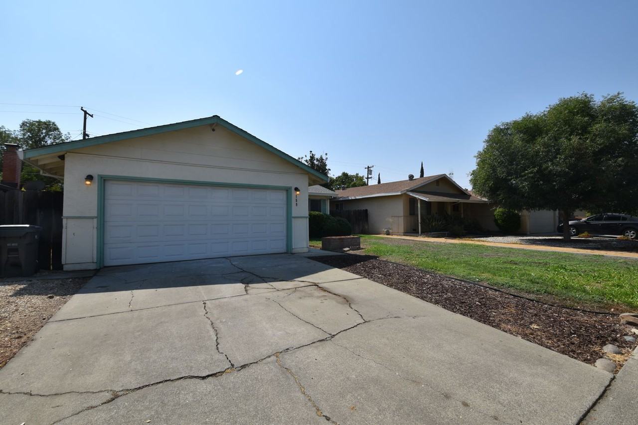 159 W Woodland Ave - Photo 2 of 11