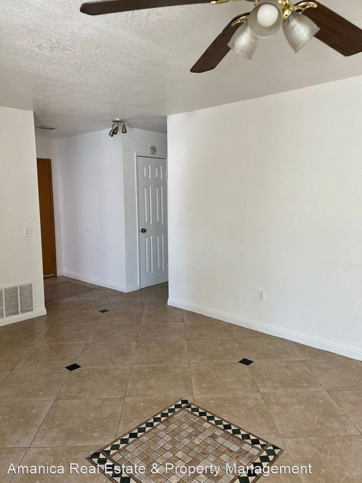 1626 Kirby Ct - Photo 3 of 11