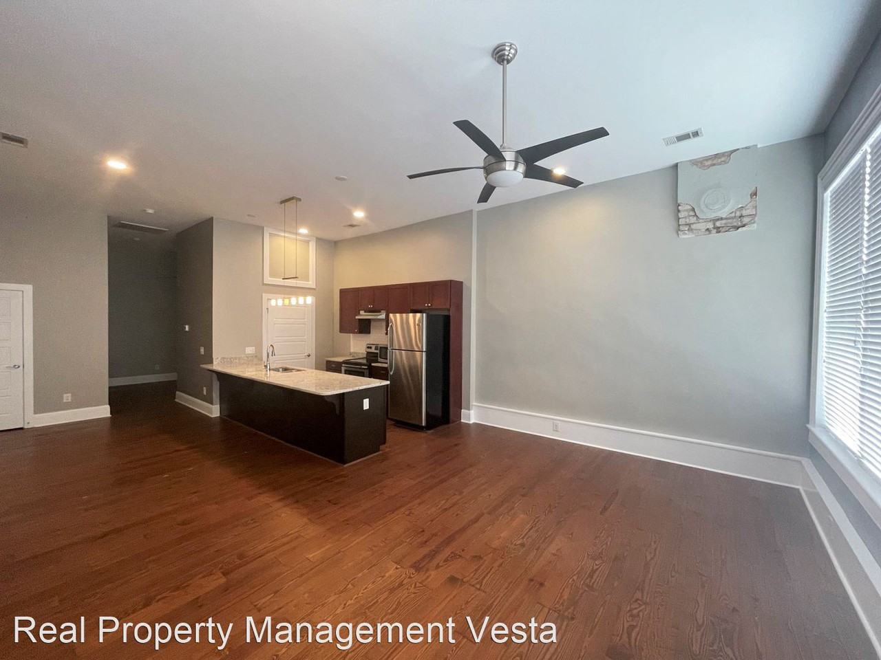 439 3rd St #201 - Photo 2 of 10