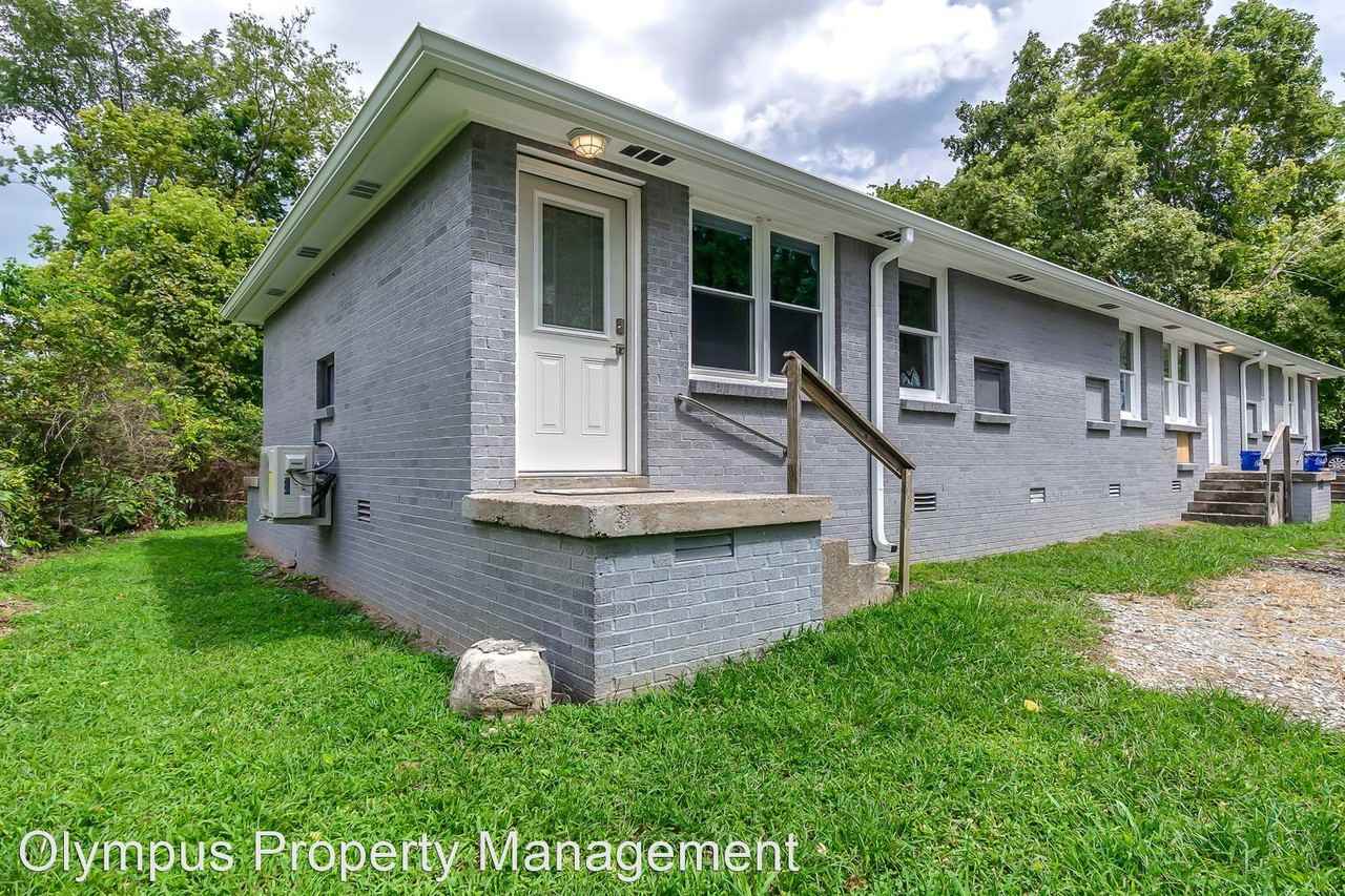 153 Hadley Dr - Photo 3 of 17