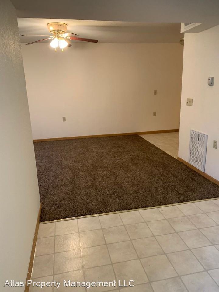 400 W. 31st St, - Photo 2 of 10