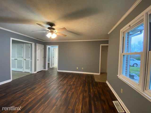 232 Fox Run Trl - Photo 3 of 16