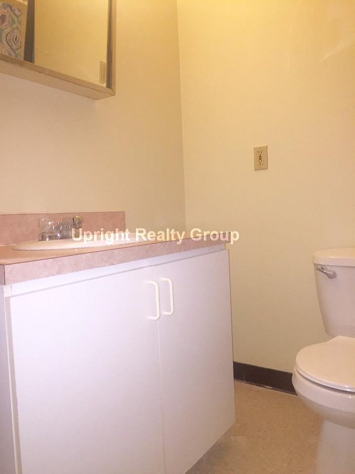 Willow St #305 - Photo 6 of 8