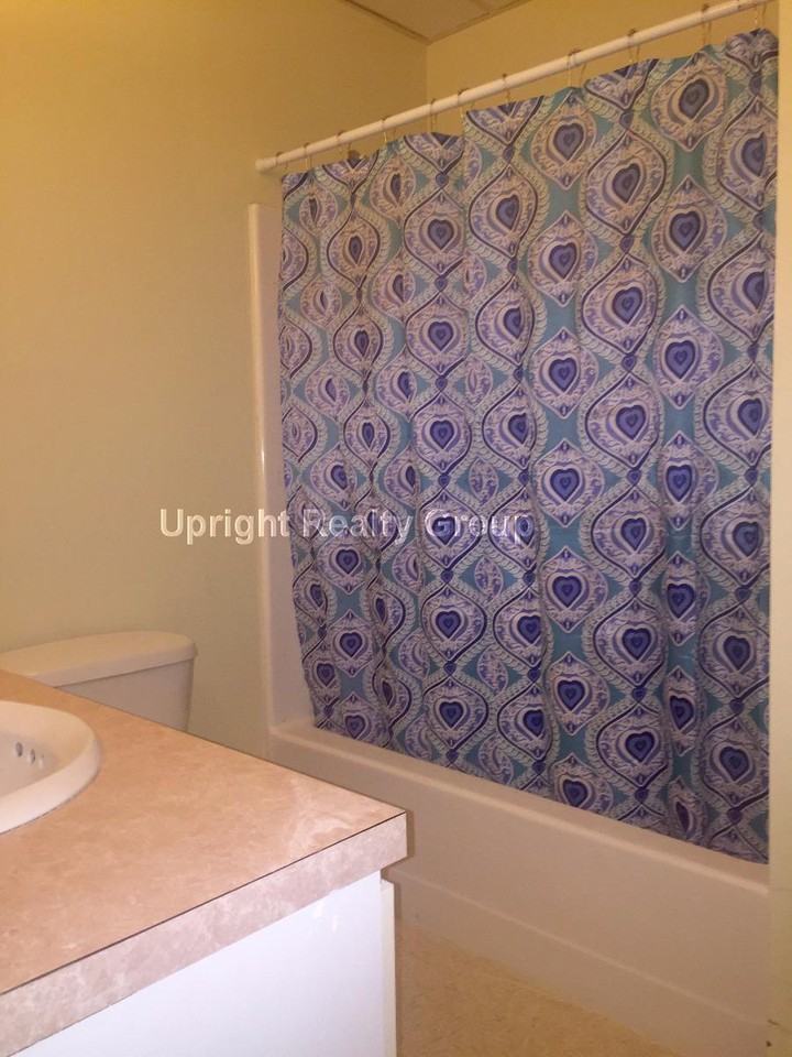 Willow St #305 - Photo 7 of 8