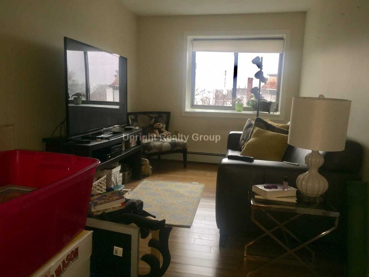 Broad St #434 - Photo 6 of 11